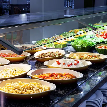 Parque Vacacional Eden Resort 4*