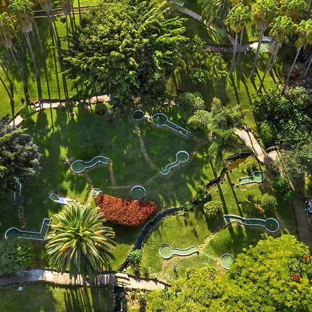 Parque Vacacional Eden Resort