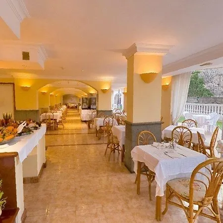 Parque Vacacional Eden Feriested 4*